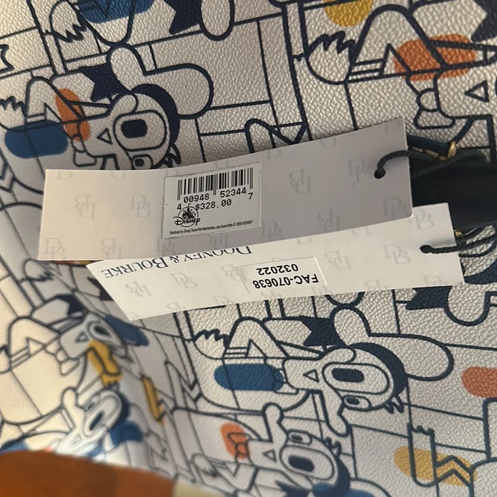 Dooney & Bourke women’s Donald Duck Disney Parks Bag
